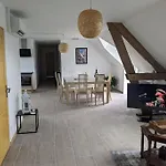 Elen's At The Bucorde Apartman Montville