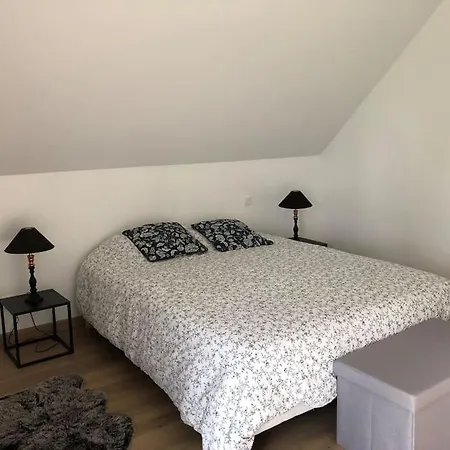 Elen's At The Bucorde Montville